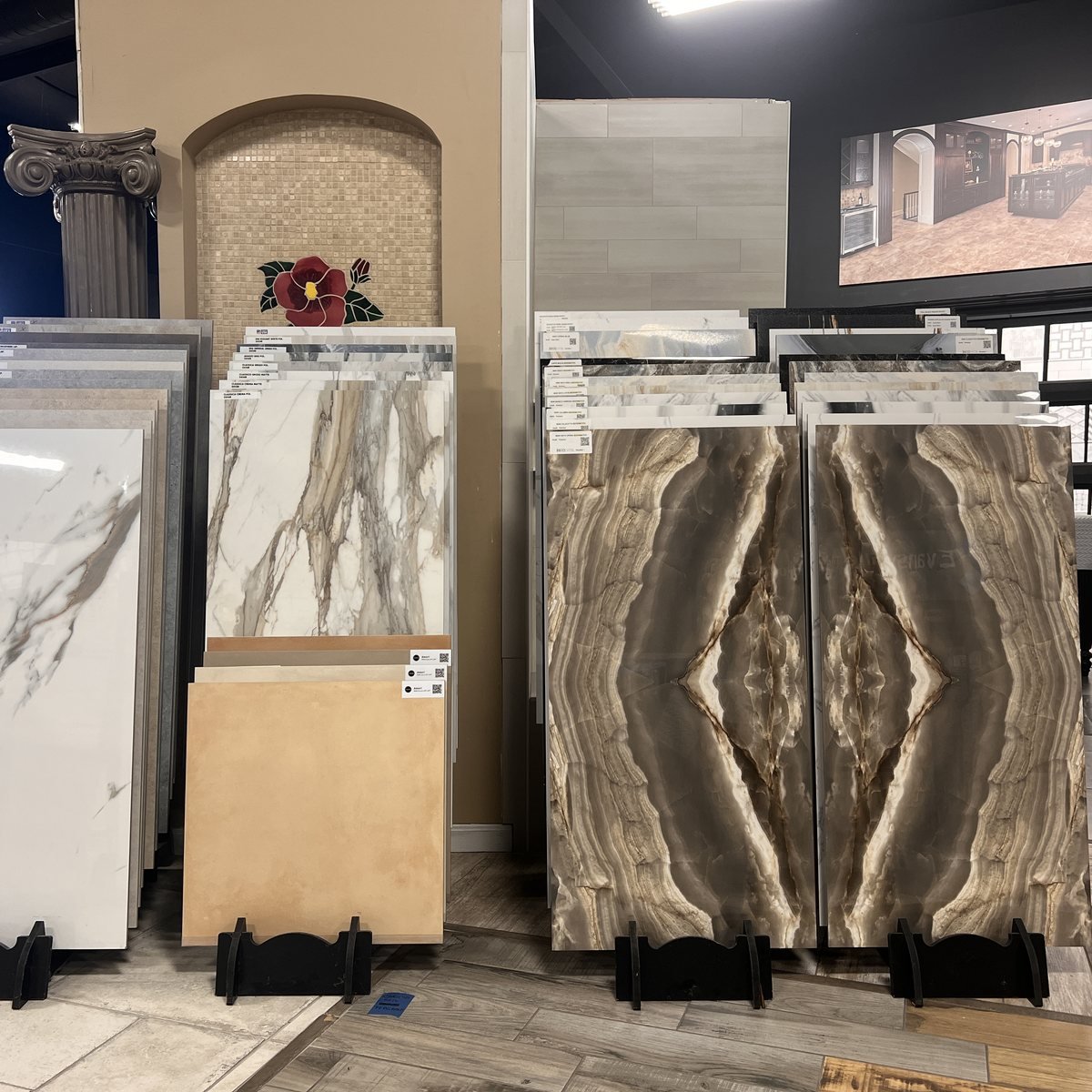 bookmatched-marble-look-porcelain-evansville-in Large format bookmatched and marble look porcelain tile in the Evansville IN showroom