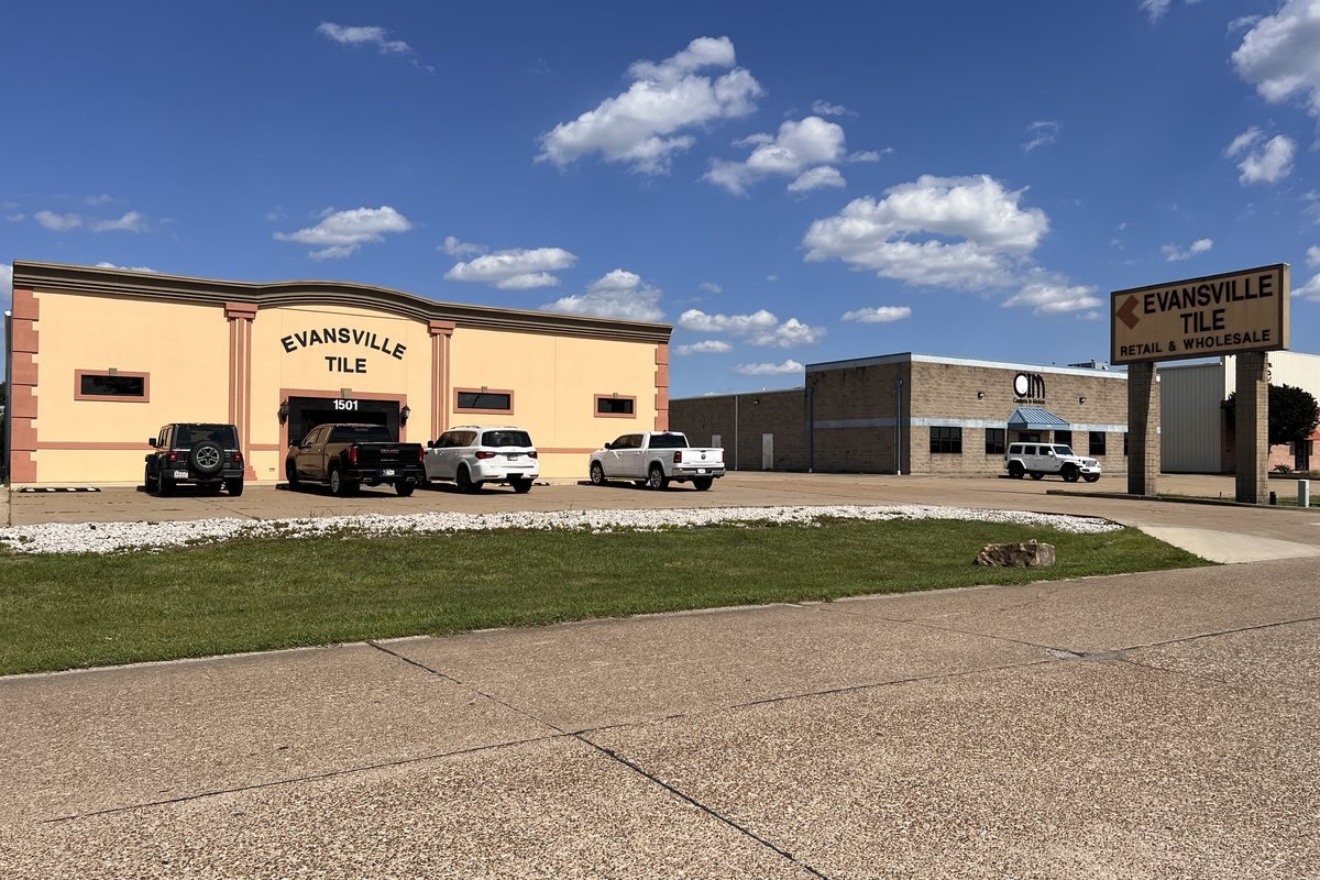 Evansville Tile Distributors storefront at 1501 N Cullen Ave in Evansville IN